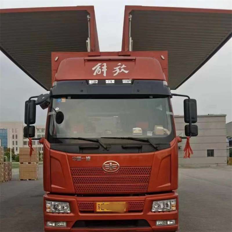 爱民区墨玉县：物流专线的高效货运之旅