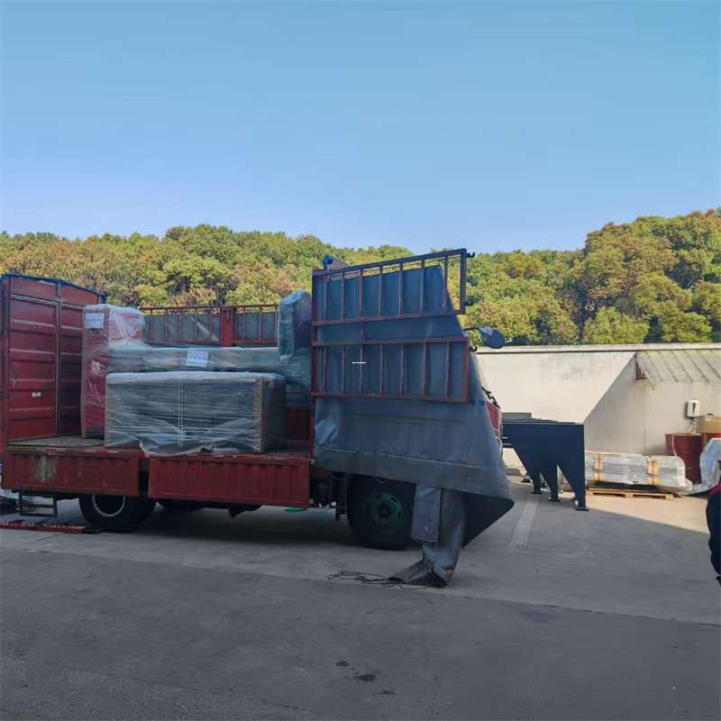 爱民区焉耆县：物流专线的高效货运之旅