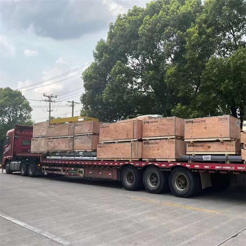 爱民区头屯河区：物流专线的高效货运之旅