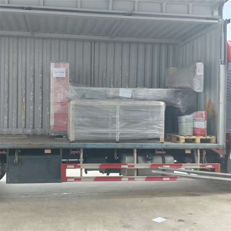 爱民区巴里坤县进仓物流：专线直达的多元货运之旅