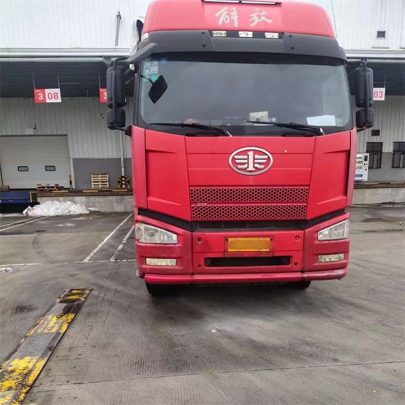 爱民区囊谦县进仓物流：专线直达的多元货运探索