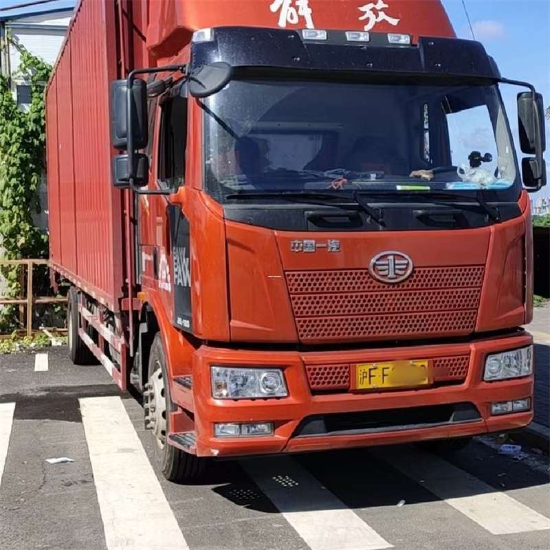 爱民区罗平县进仓物流：专线直达的多元货运之旅